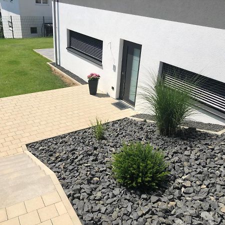 Moderne Ferienwohnung Mit Terrasse Und Garten Verwaltungsgemeinschaft Haldenwang Bagian luar foto